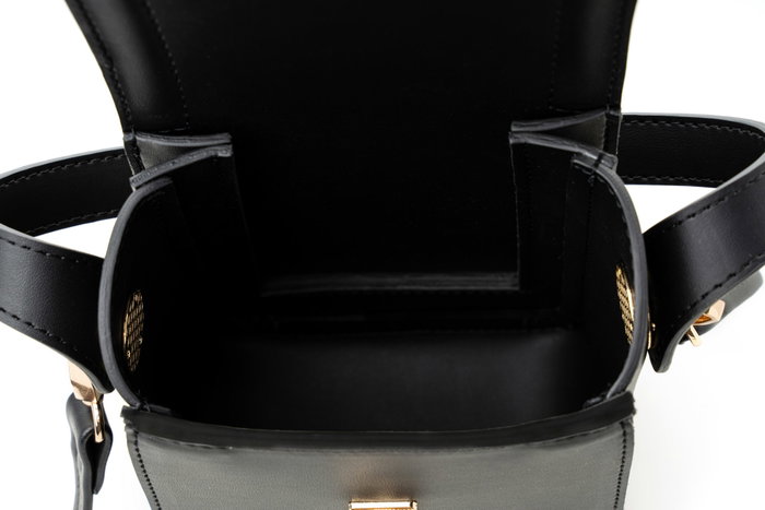 Vince Camuto Bolso Bandolera Negro Lagoon en Piel de Polivinilo